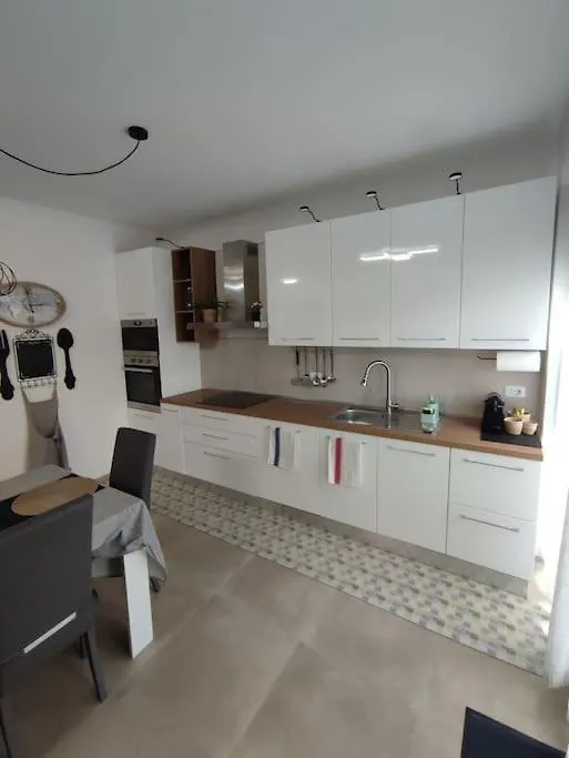 Casa Elabon - Rozzano Vicino Humanitas, Ieo, Forum Assago, Duomo Apartment